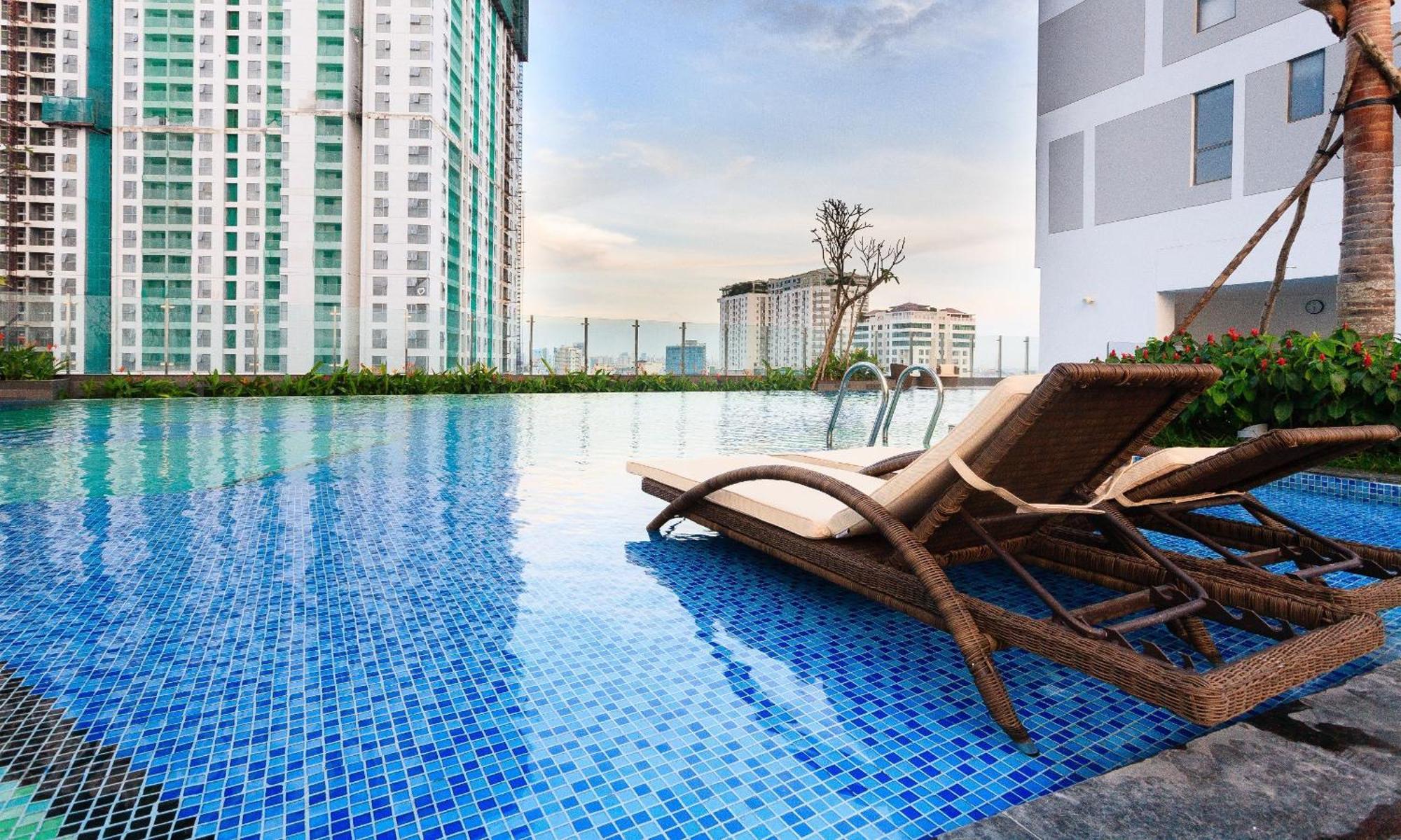 Henry - Rivergate Khách sạn hẻo lánh